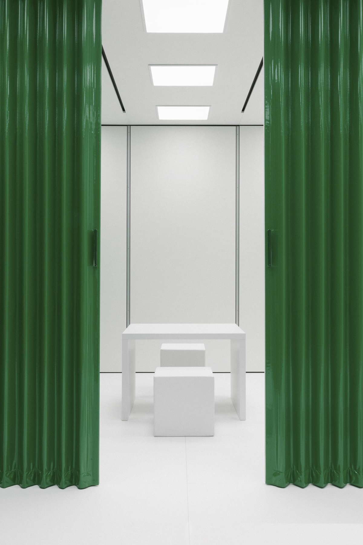 dooor folding door with central opening